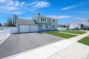 456 15th St - Photo 1 of 1