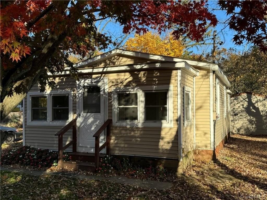 134 N Pierpont Ave - Photo 2 of 19