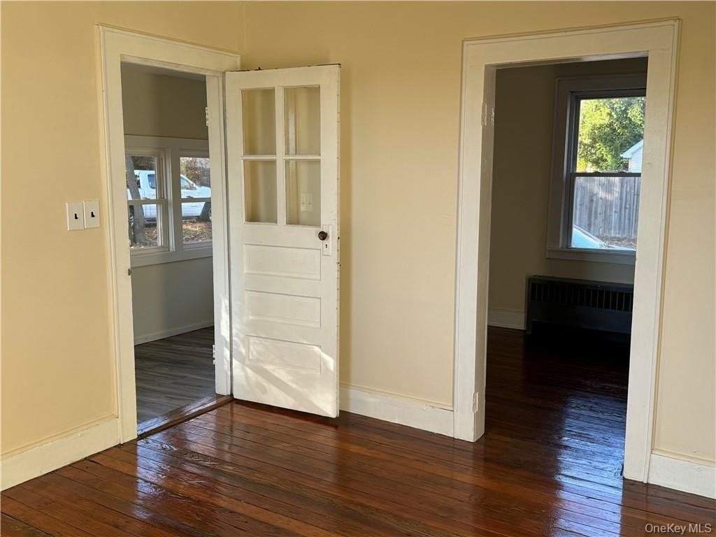 134 N Pierpont Ave - Photo 5 of 19