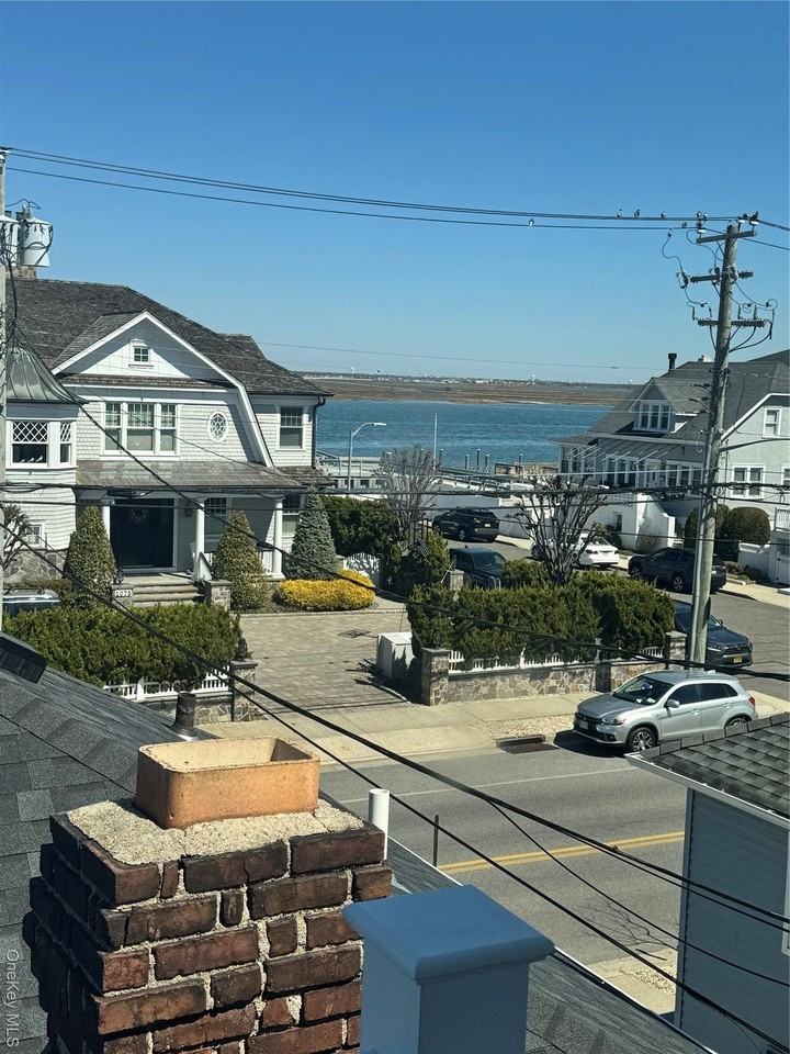 102 Florida St - Photo 3 of 22