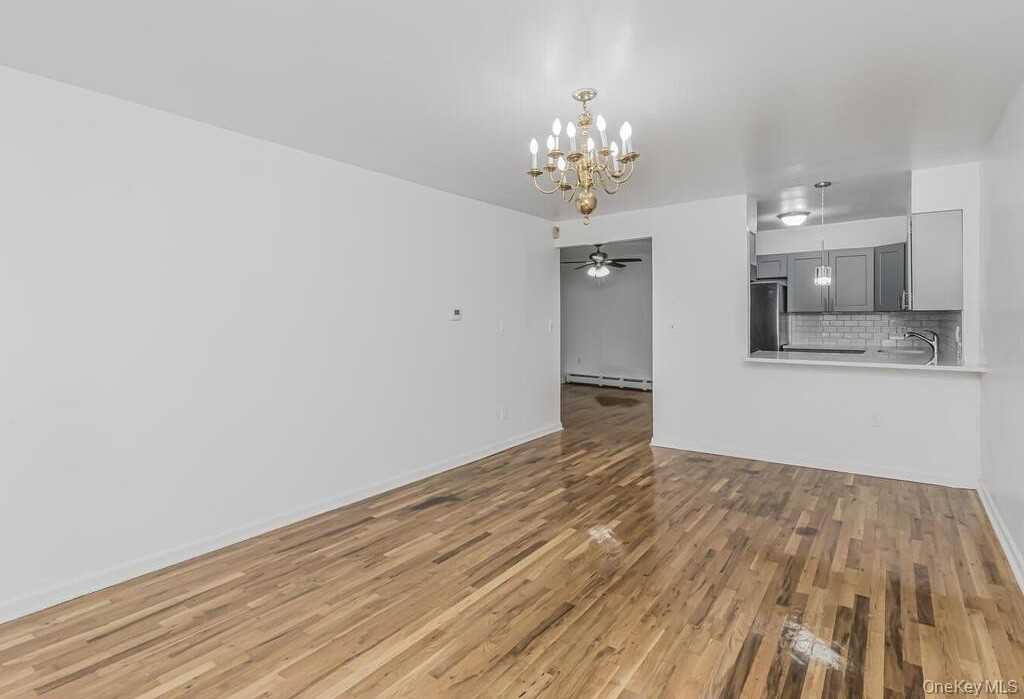 724A E 223rd St - Photo 3 of 13