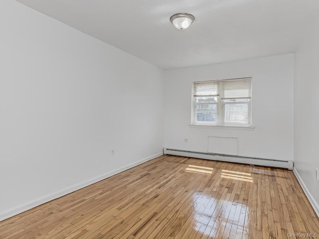 724A E 223rd St - Photo 4 of 13