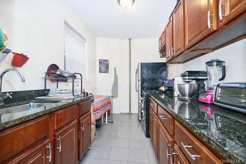 502 W 167th St Unit I - Photo 4 of 12