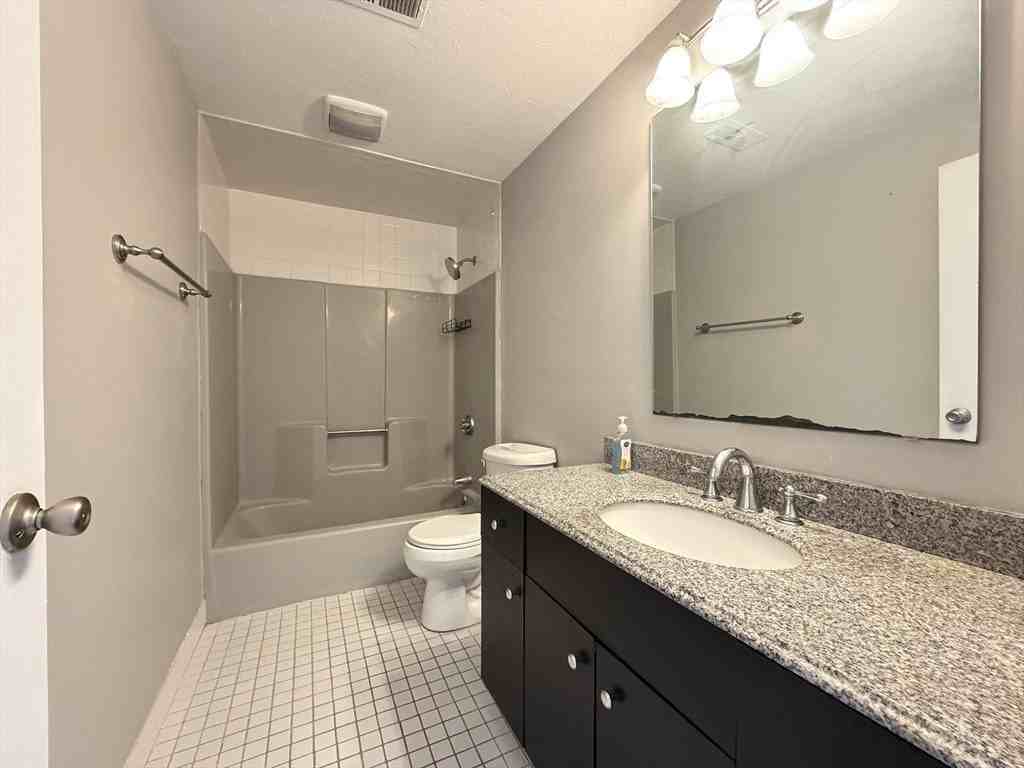 354 Neponset St Apt M - Photo 5 of 14