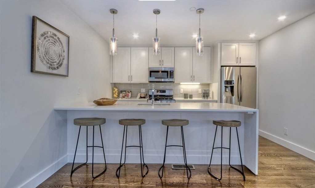 15 W Bellflower St Unit 1 - Photo 5 of 22