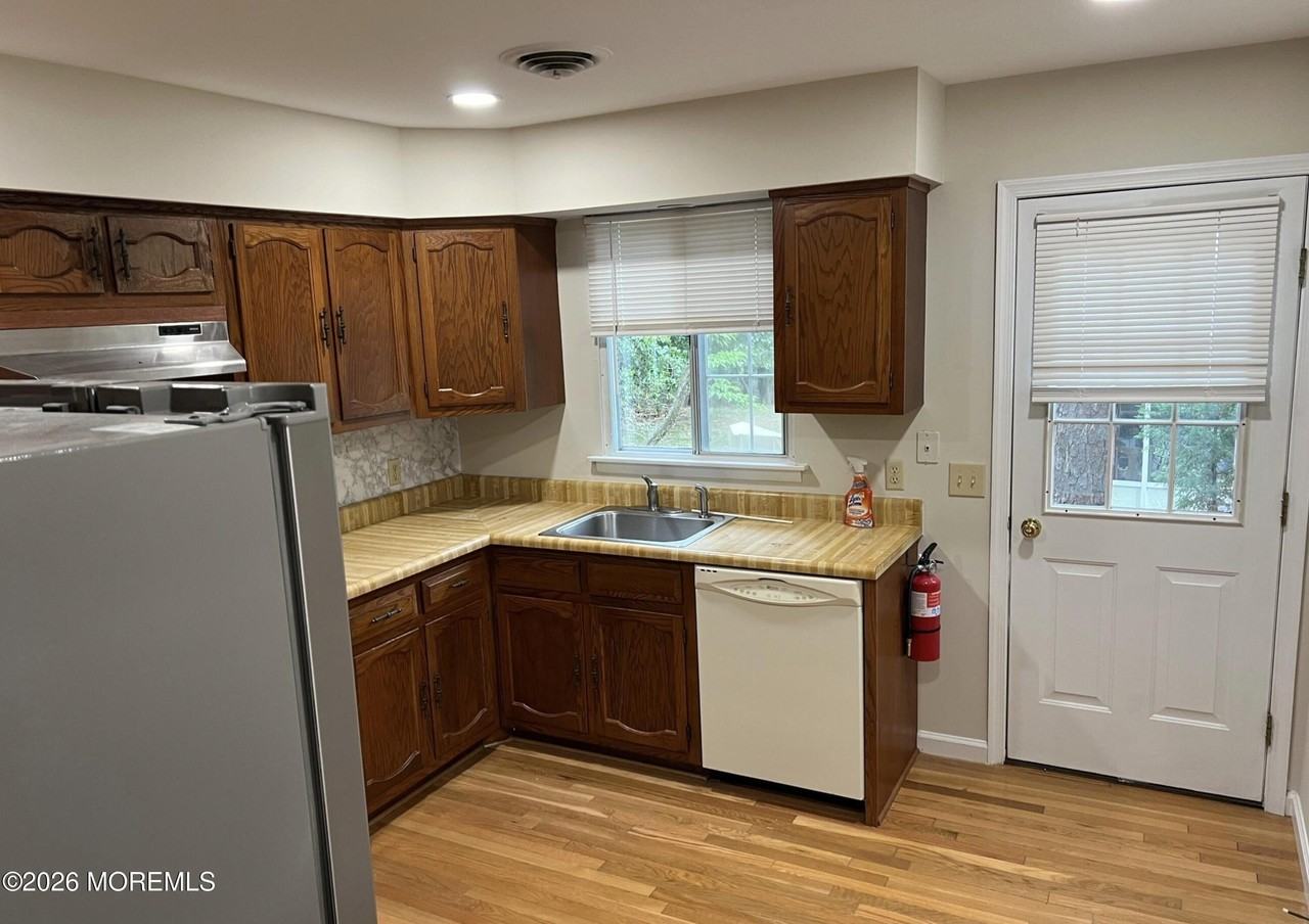 9B Portsmouth St #54B - Photo 6 of 10