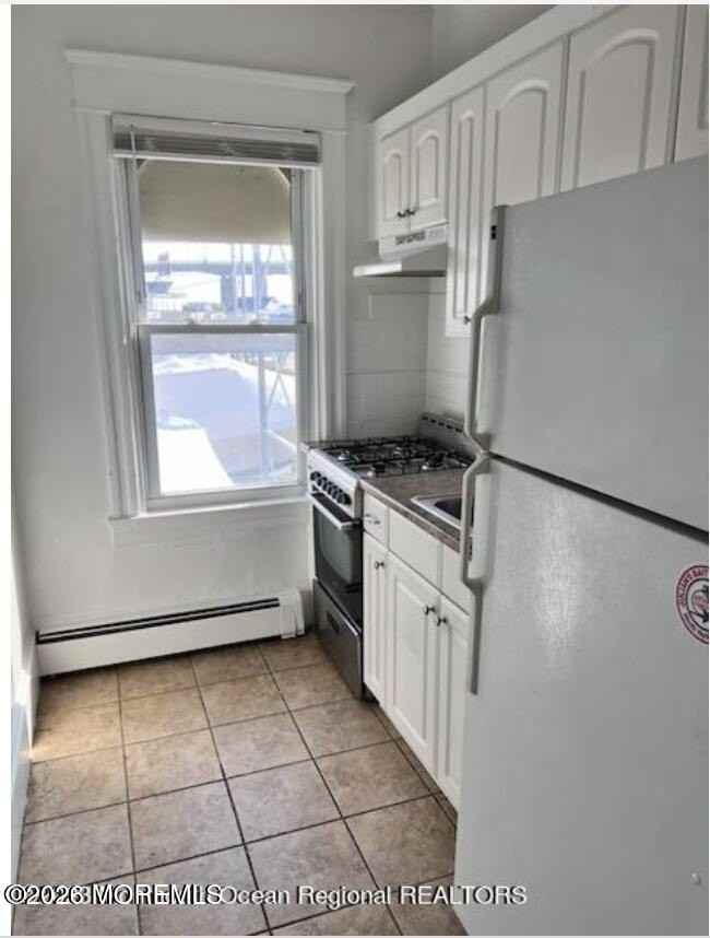 24 Bay Ave #7 - Photo 4 of 6