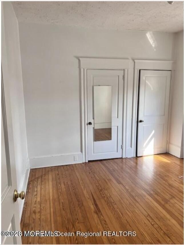 24 Bay Ave #7 - Photo 5 of 6