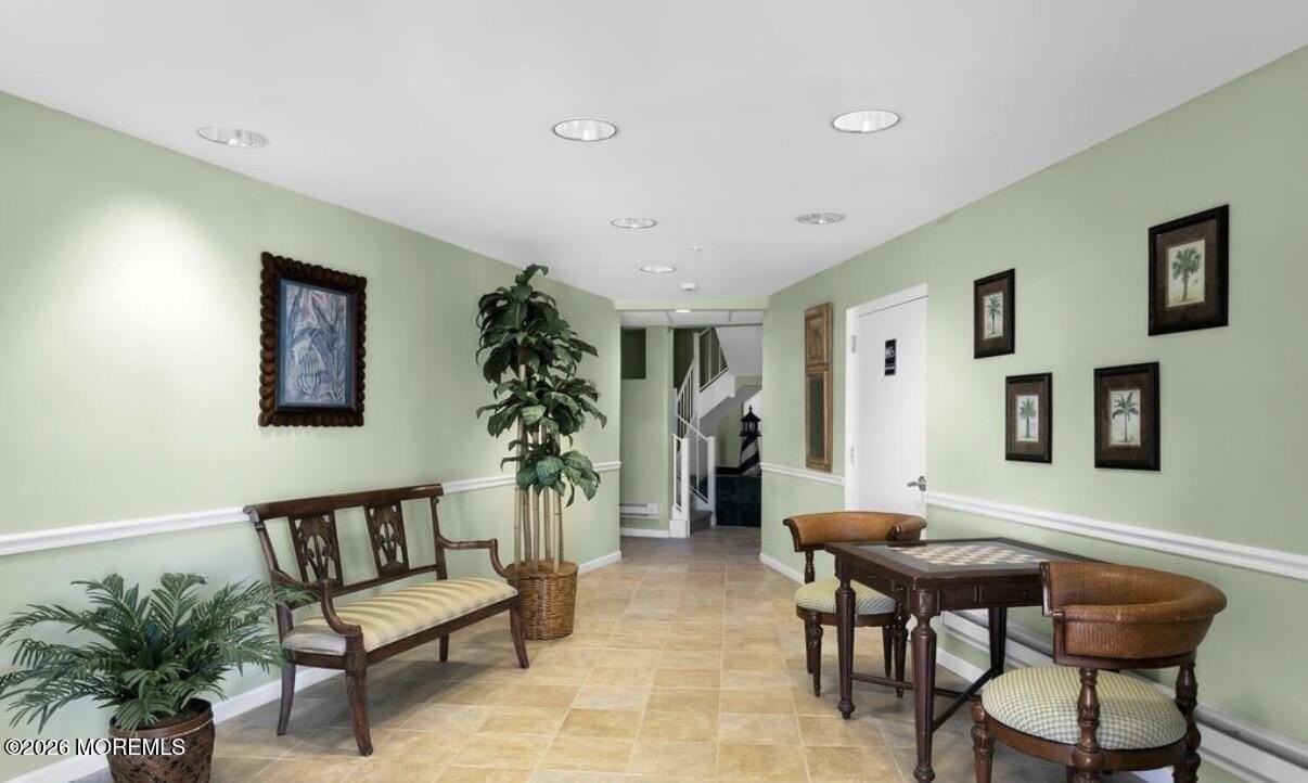 1810 Central Ave #11 - Photo 4 of 26