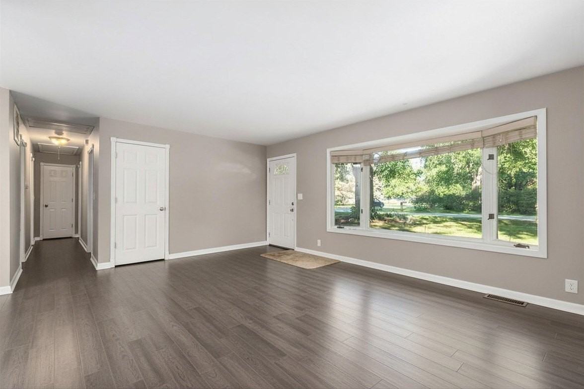 16340 S Mcgrath Dr - Photo 5 of 13