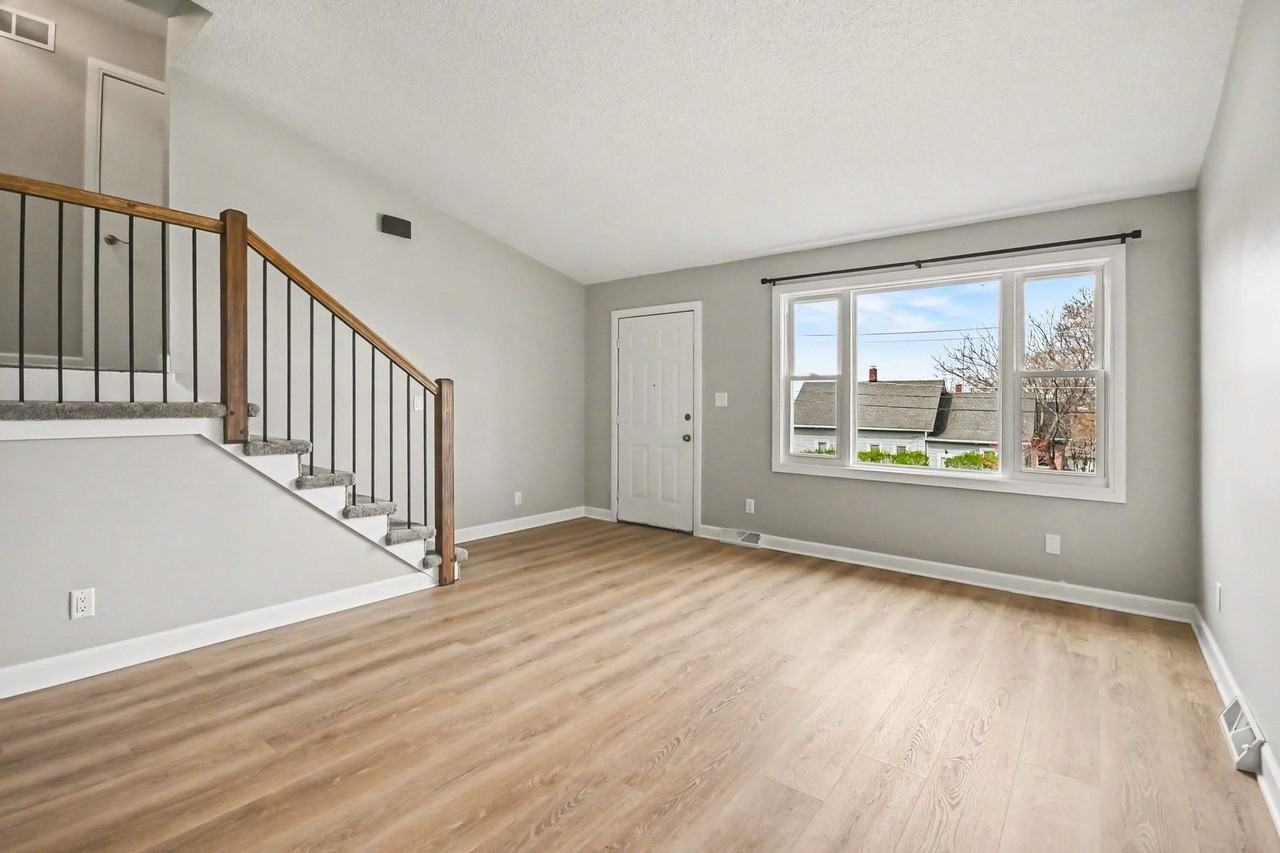 1440 S Hamilton St #A - Photo 2 of 15