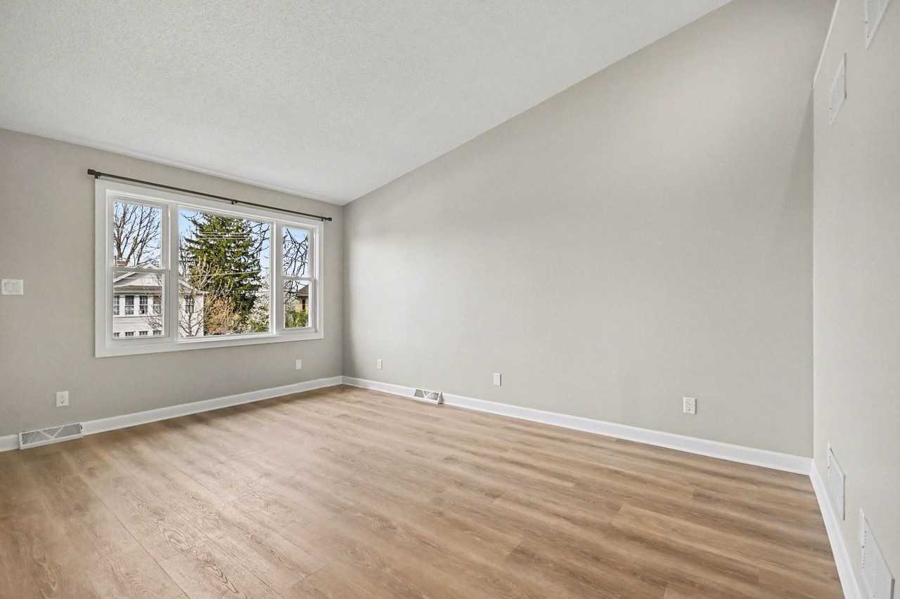 1440 S Hamilton St #A - Photo 5 of 15