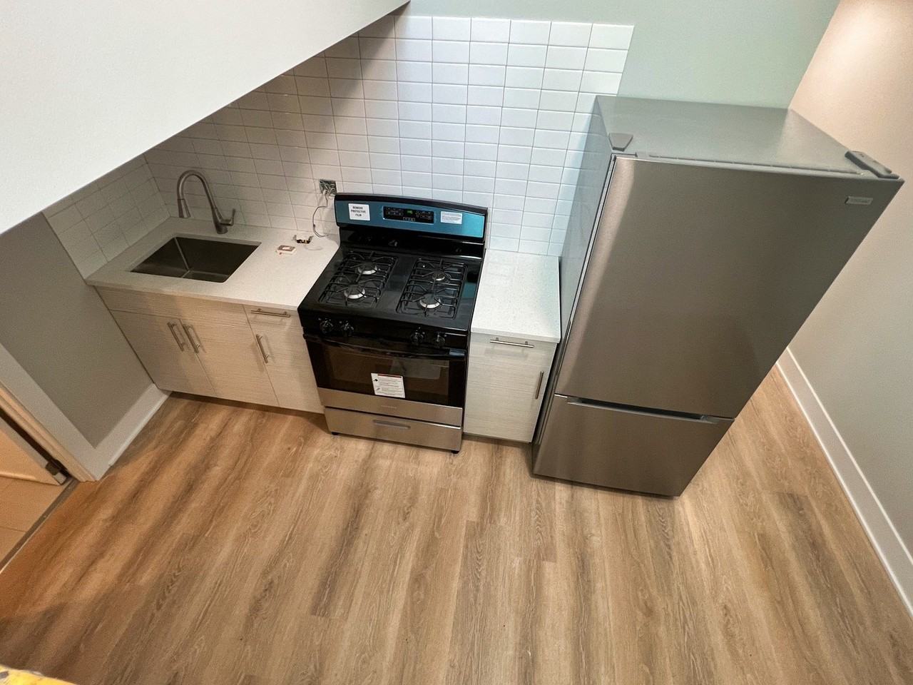 2702 S Homan Ave #4 - Photo 2 of 9