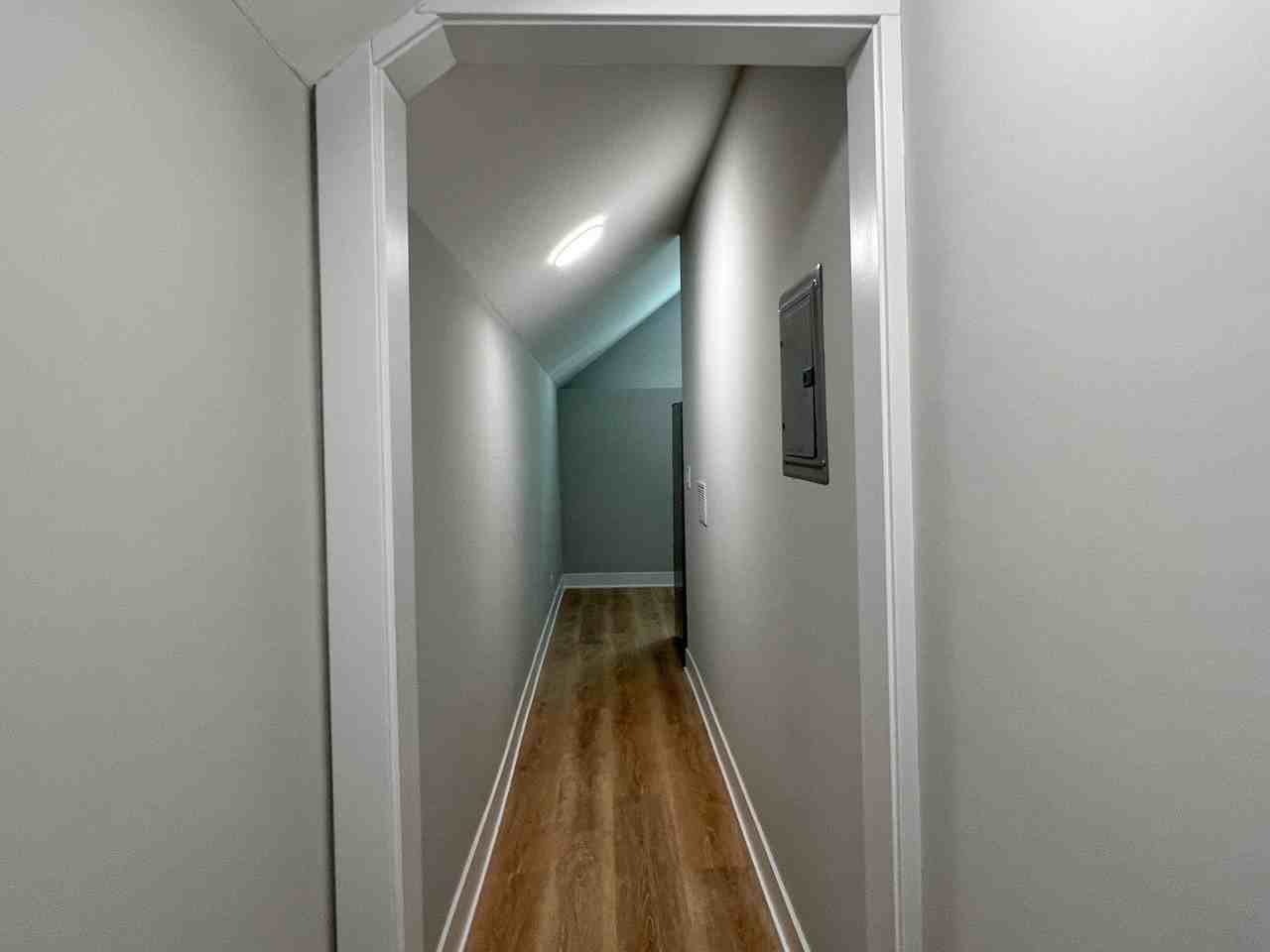 2702 S Homan Ave #4 - Photo 7 of 9