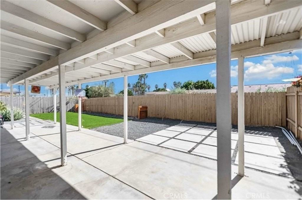 81871 Victoria St - Photo 6 of 10