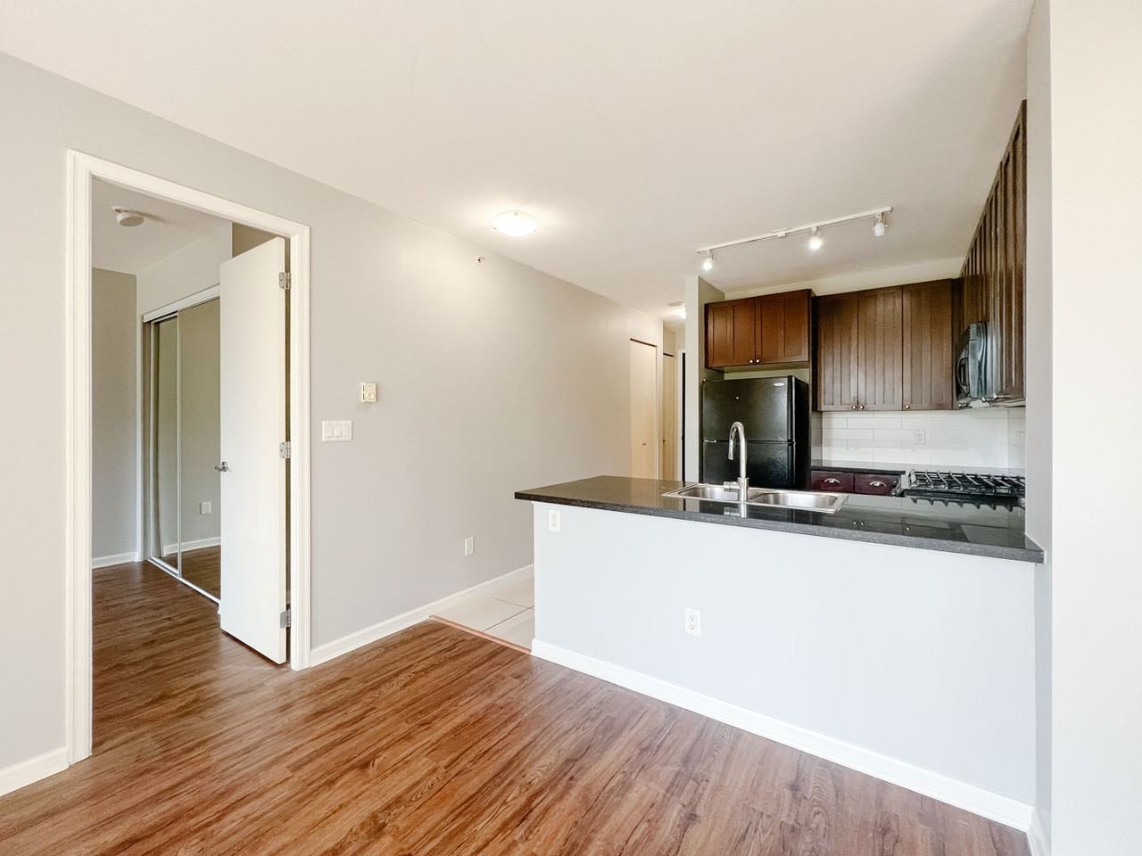 Chesterfield Ave & W 1st St - Photo 4 of 22