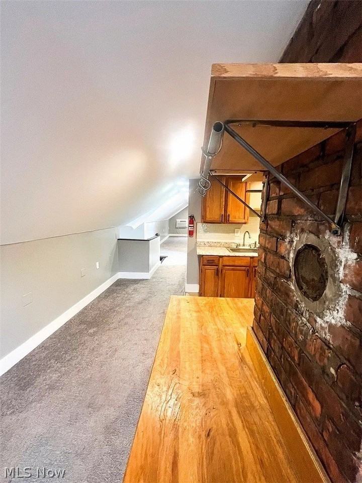 1304 W 64th St Apt 5 - Photo 7 of 12