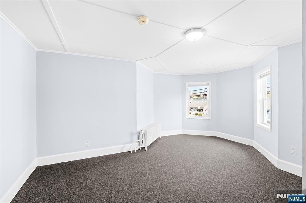 140 Park Ave - Photo 3 of 19