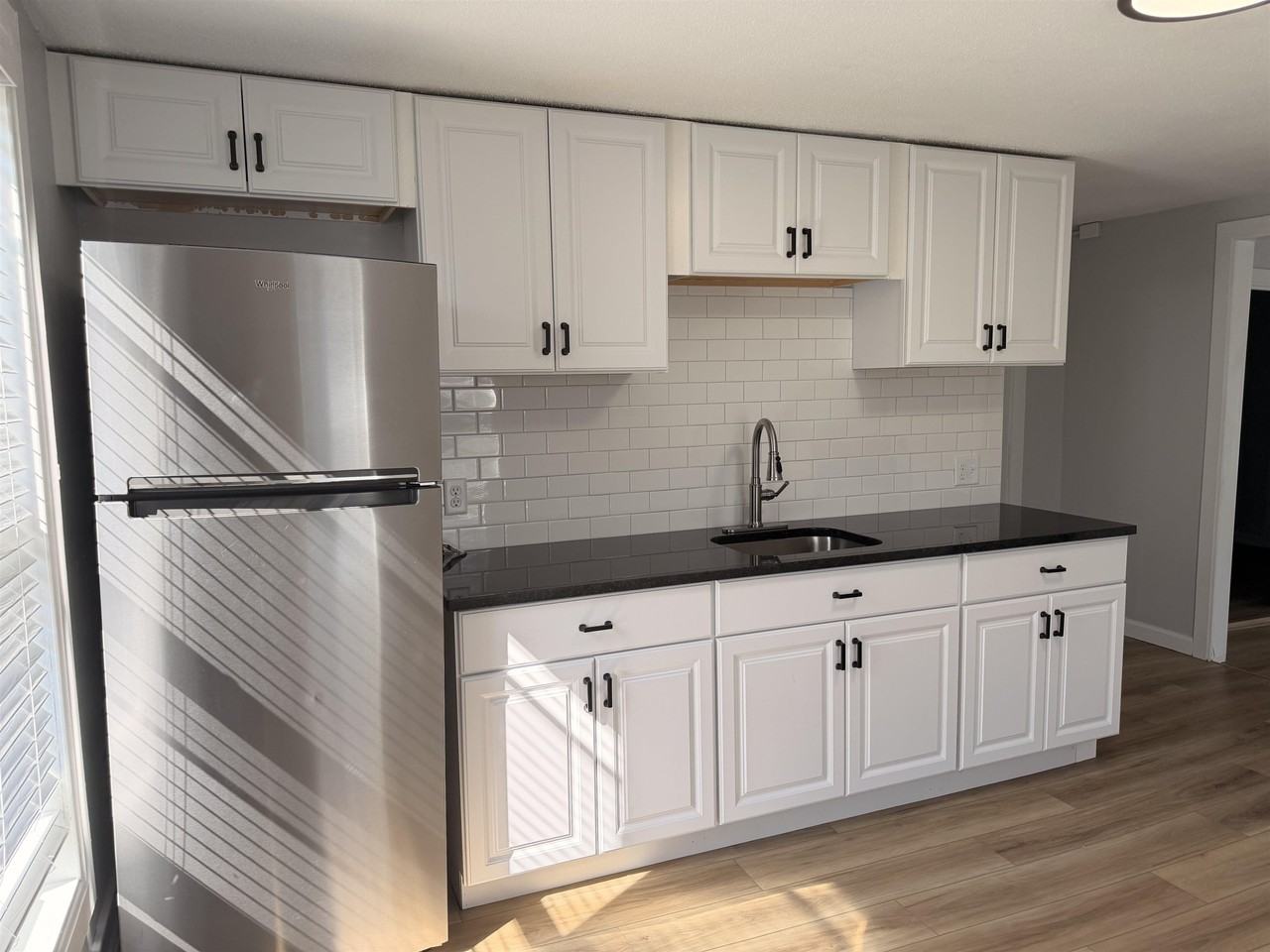 42 Broadway #4 - Photo 3 of 6