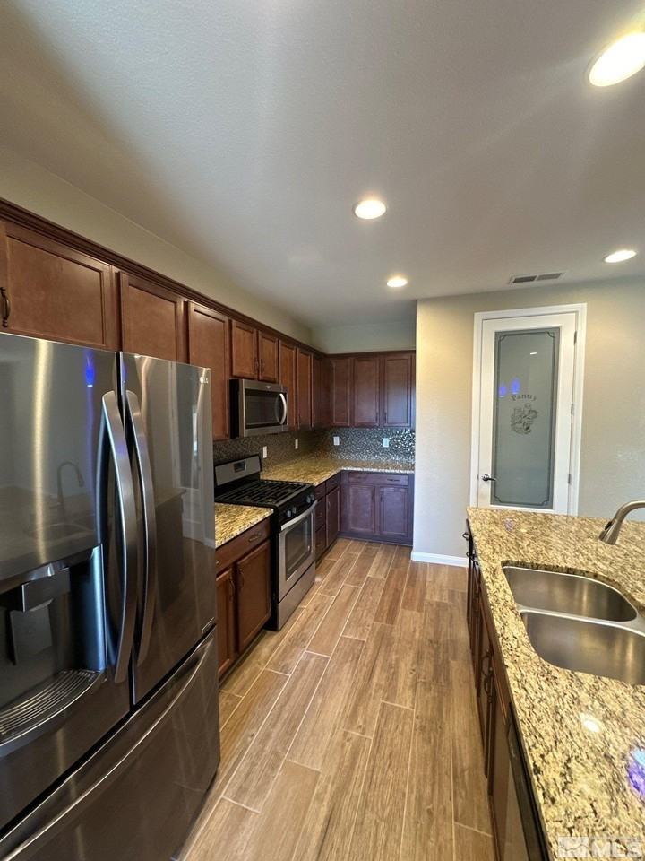 6016 Barrett Ct - Photo 6 of 21