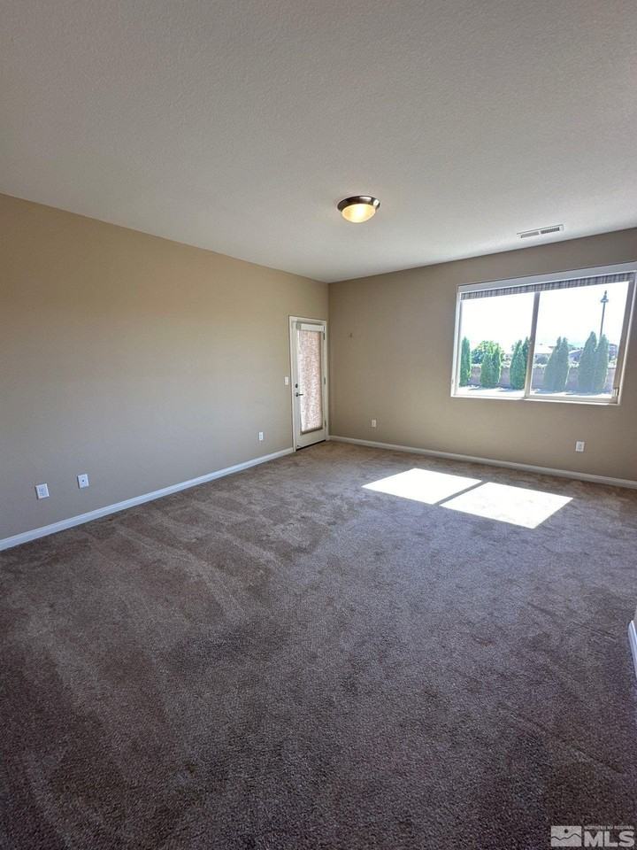 6016 Barrett Ct - Photo 7 of 21