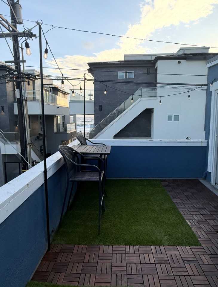 3747 Strandway - Photo 4 of 14