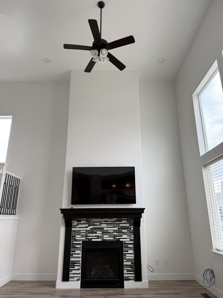 2488 E Lone Hill Dr - Photo 3 of 38