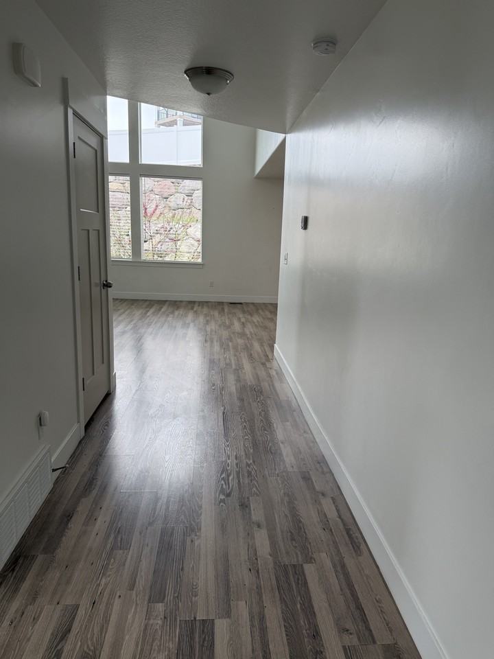 2488 E Lone Hill Dr - Photo 6 of 38