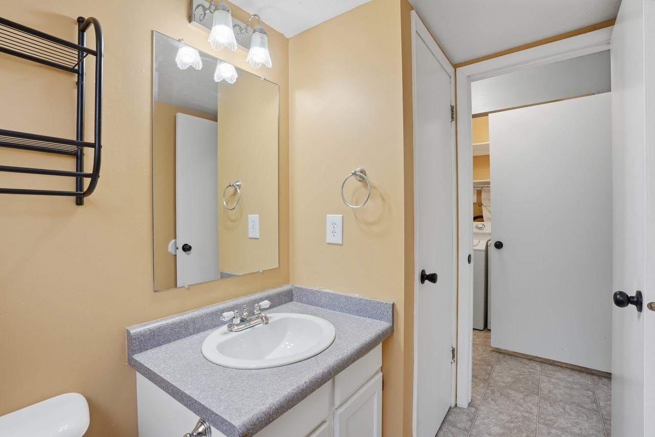 3112 W Green Acre Dr - Photo 6 of 31