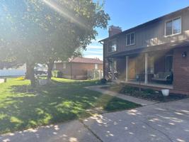 featured image of 1447 Brown Ln