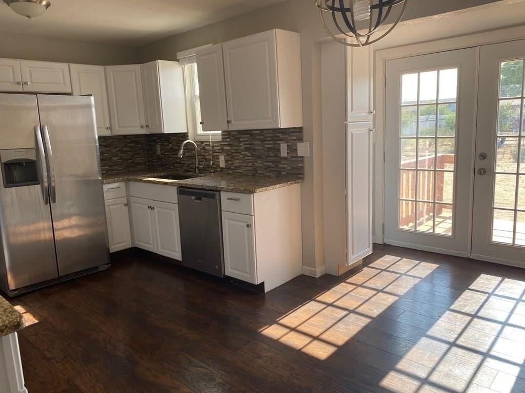 3621 Spruce Ave - Photo 5 of 15