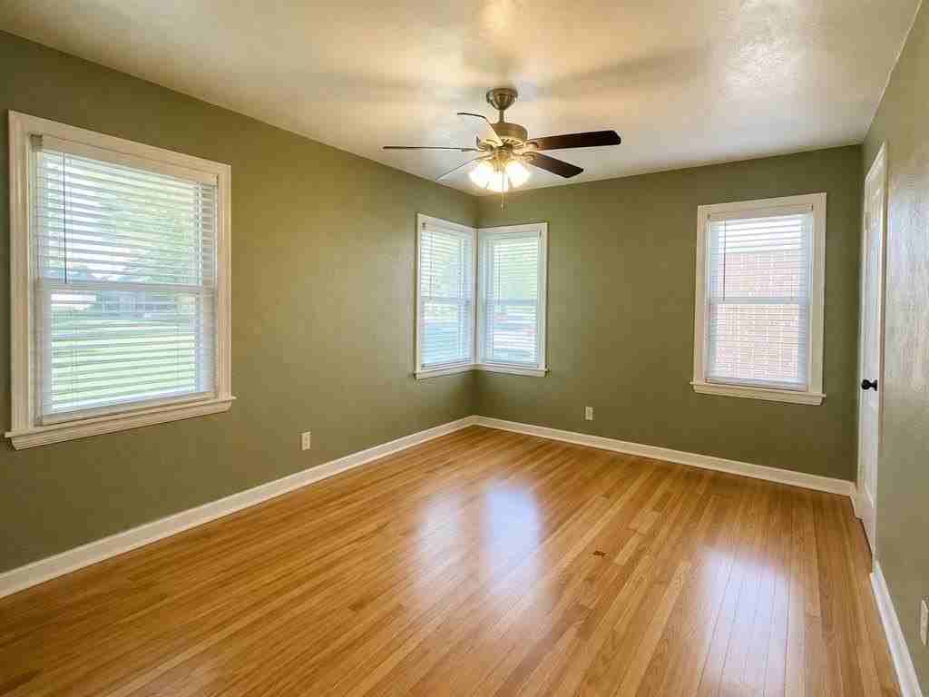 2216 Downing St - Photo 6 of 10