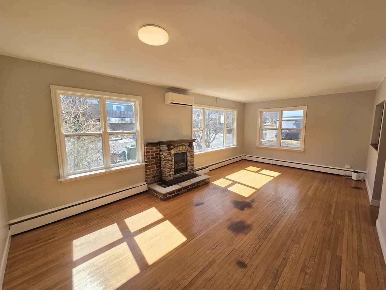 19 Third St #1 - Photo 3 of 18