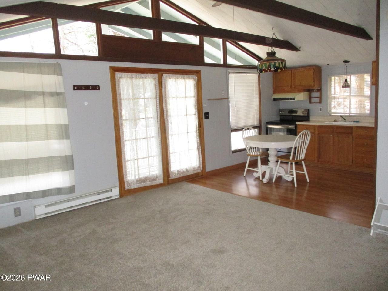 108 Quail Ct - Photo 4 of 10