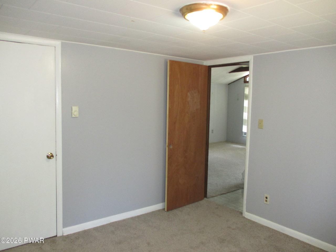 108 Quail Ct - Photo 6 of 10