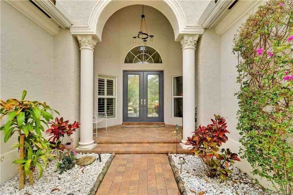 5628 Sw Gray Fox Dr - Photo 2 of 50