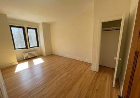 featured image of 2715 Boulevard Édouard-Montpetit