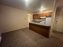 featured image of 913 Dewey Ave