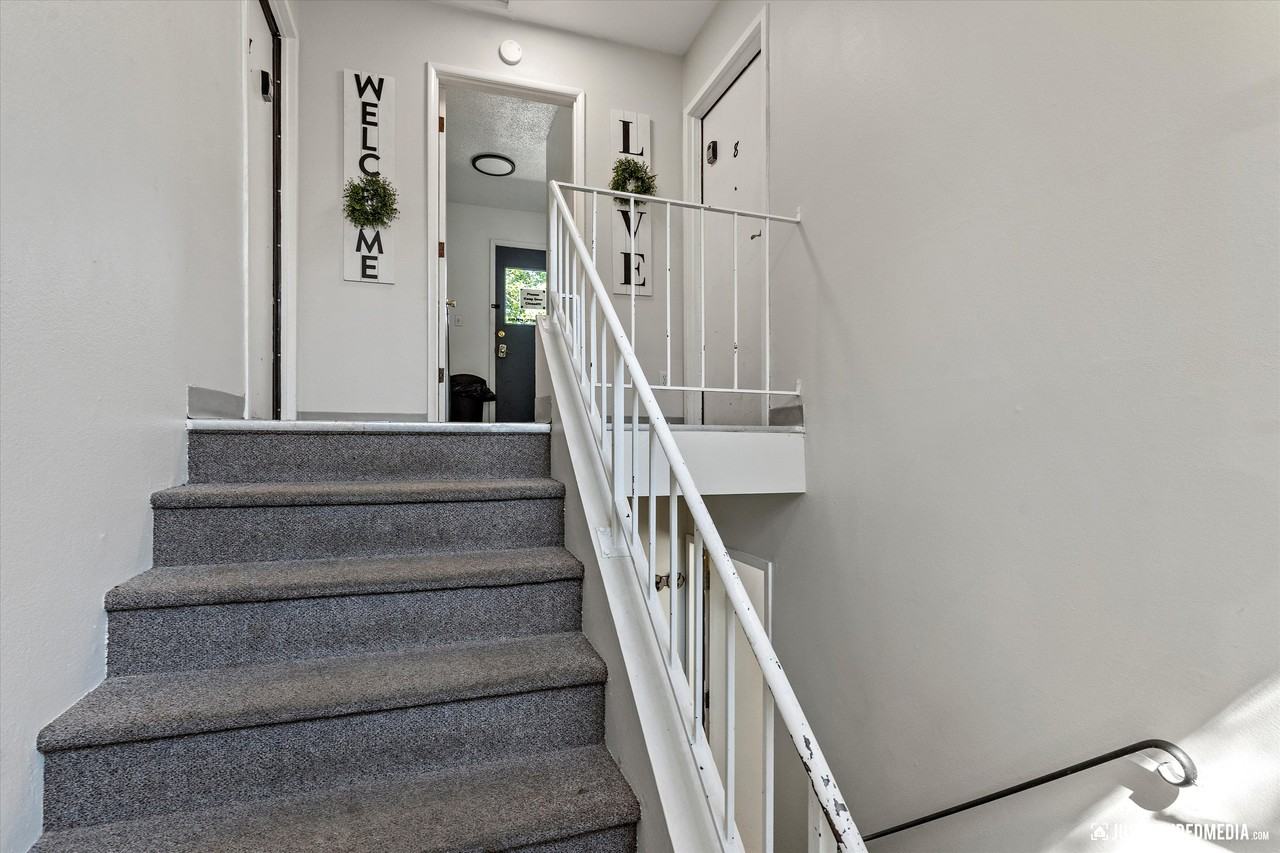 1526 Medfra St #6 - Photo 2 of 12