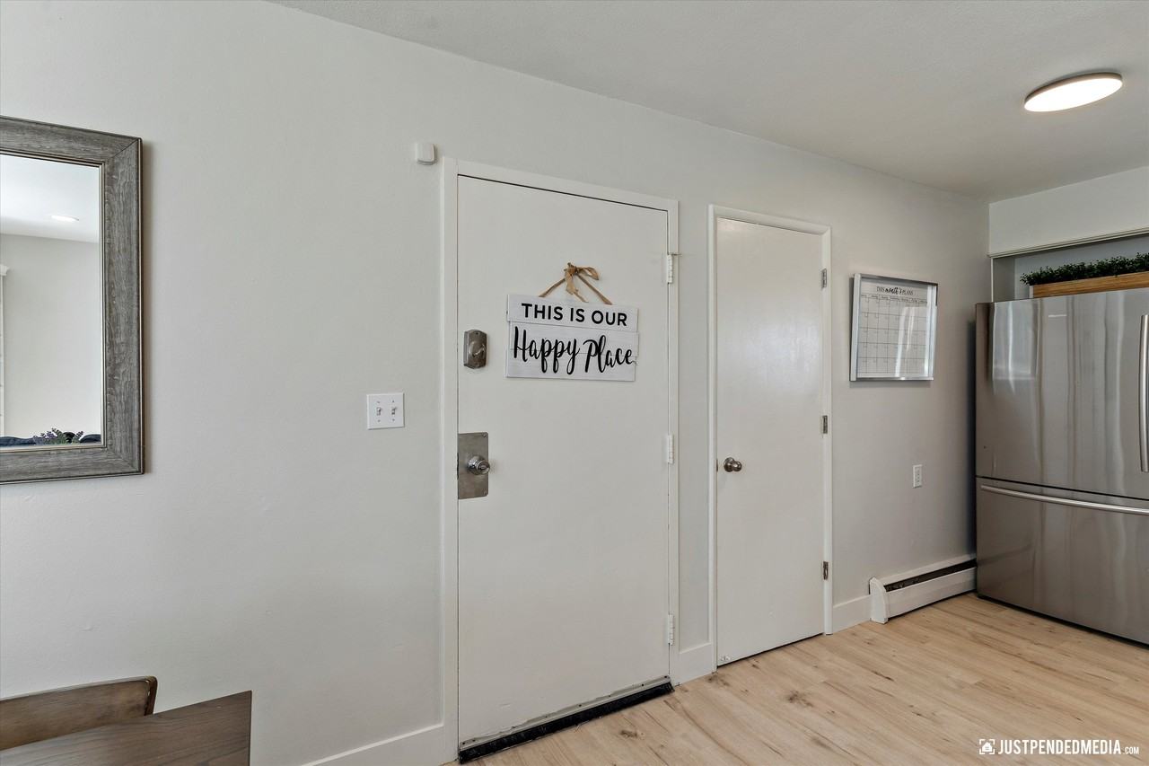 1526 Medfra St #6 - Photo 4 of 12