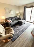 featured image of 11527 Heritage Ct #2