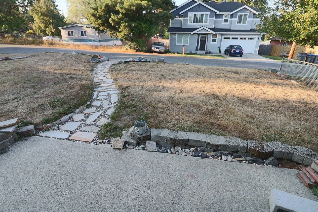 2344 Trenton Ave Ne #1-2 - Photo 2 of 16