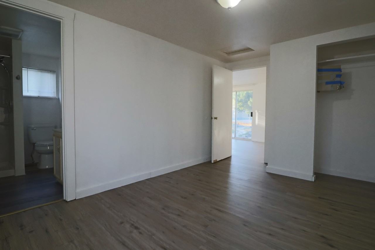 2344 Trenton Ave Ne #1-2 - Photo 6 of 16