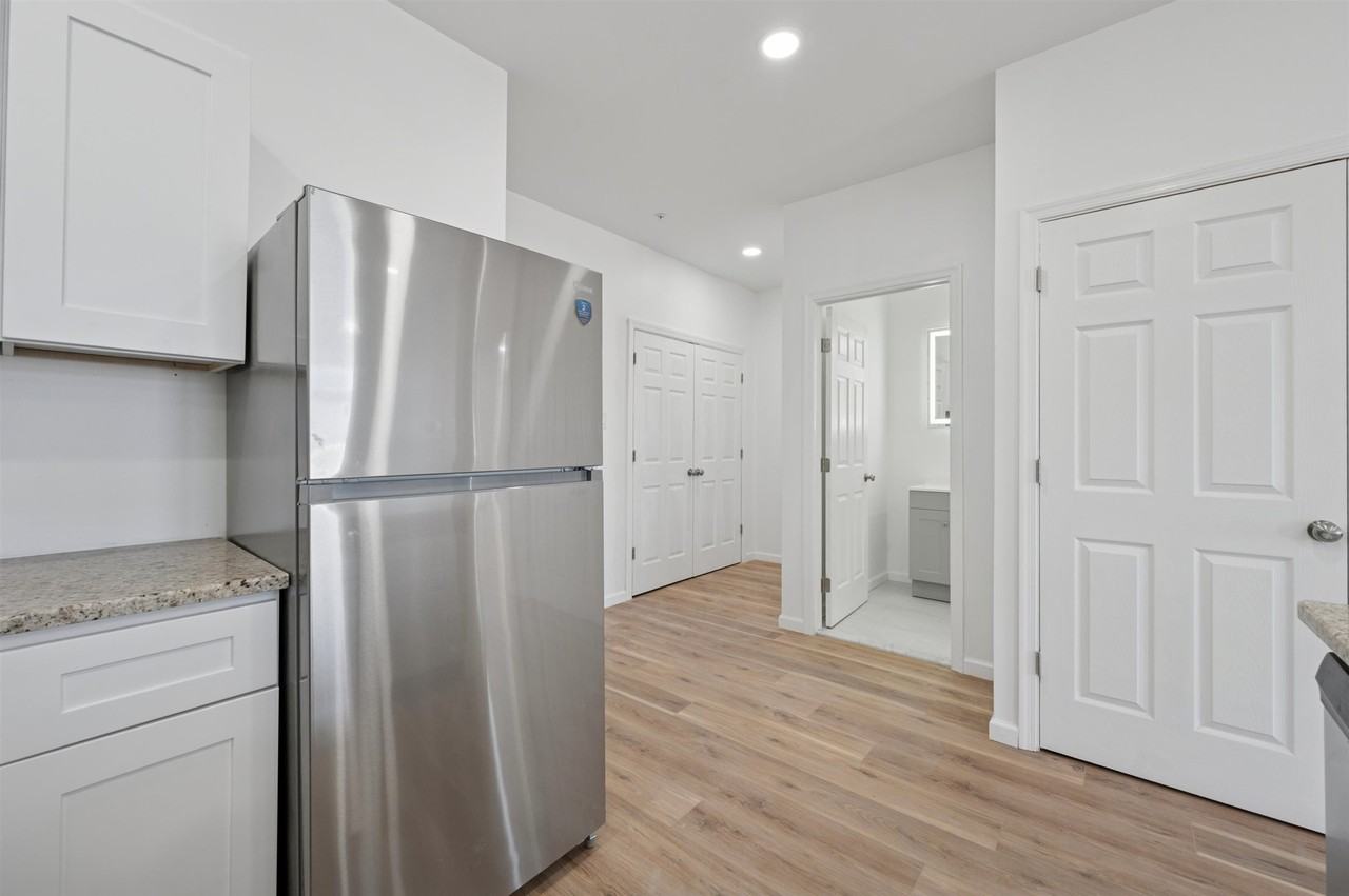4512 Lancaster Ave #1A - Photo 6 of 14