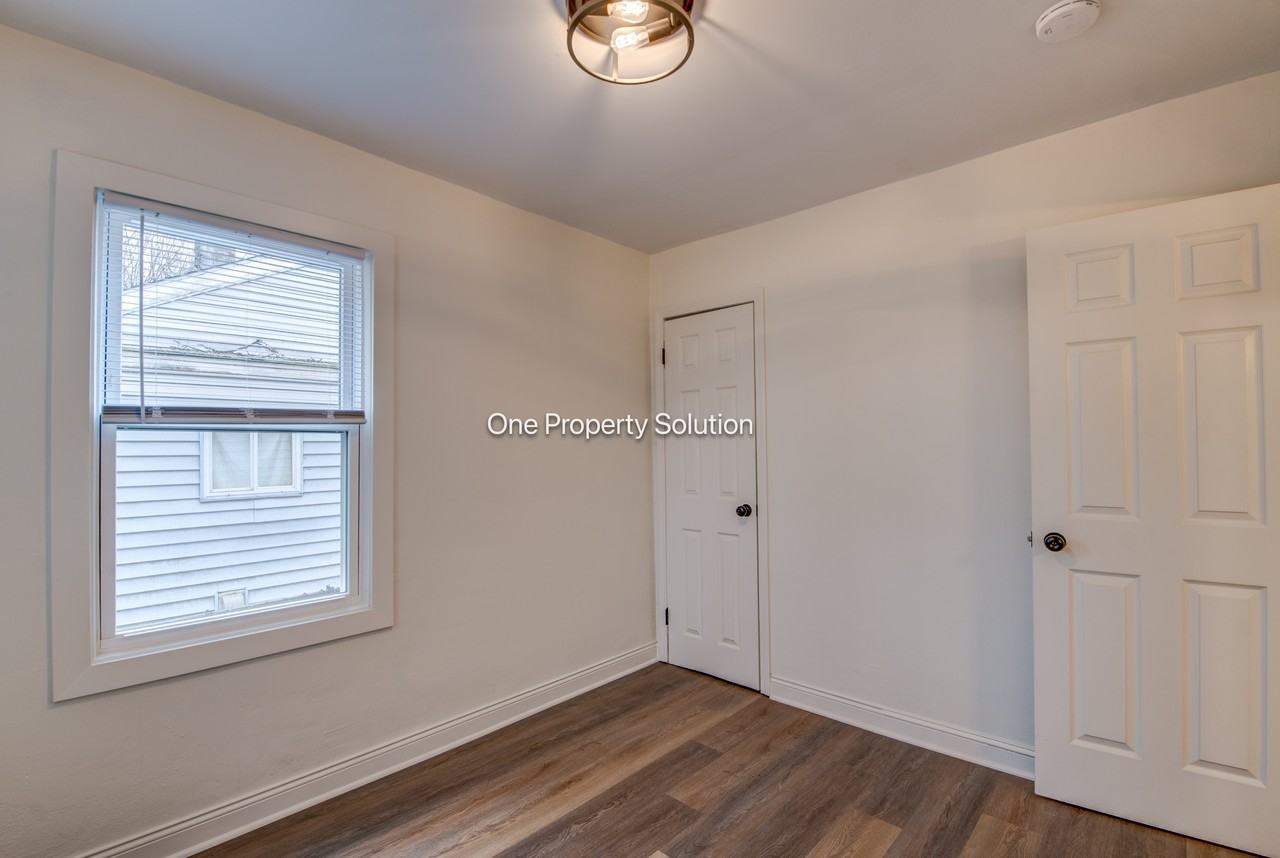 1665 W 40th Ave #1 - Photo 7 of 14