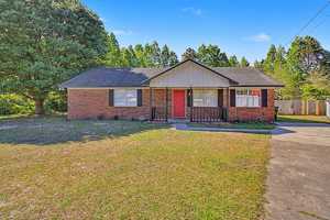 featured image of 291 Sabreena Cir #1