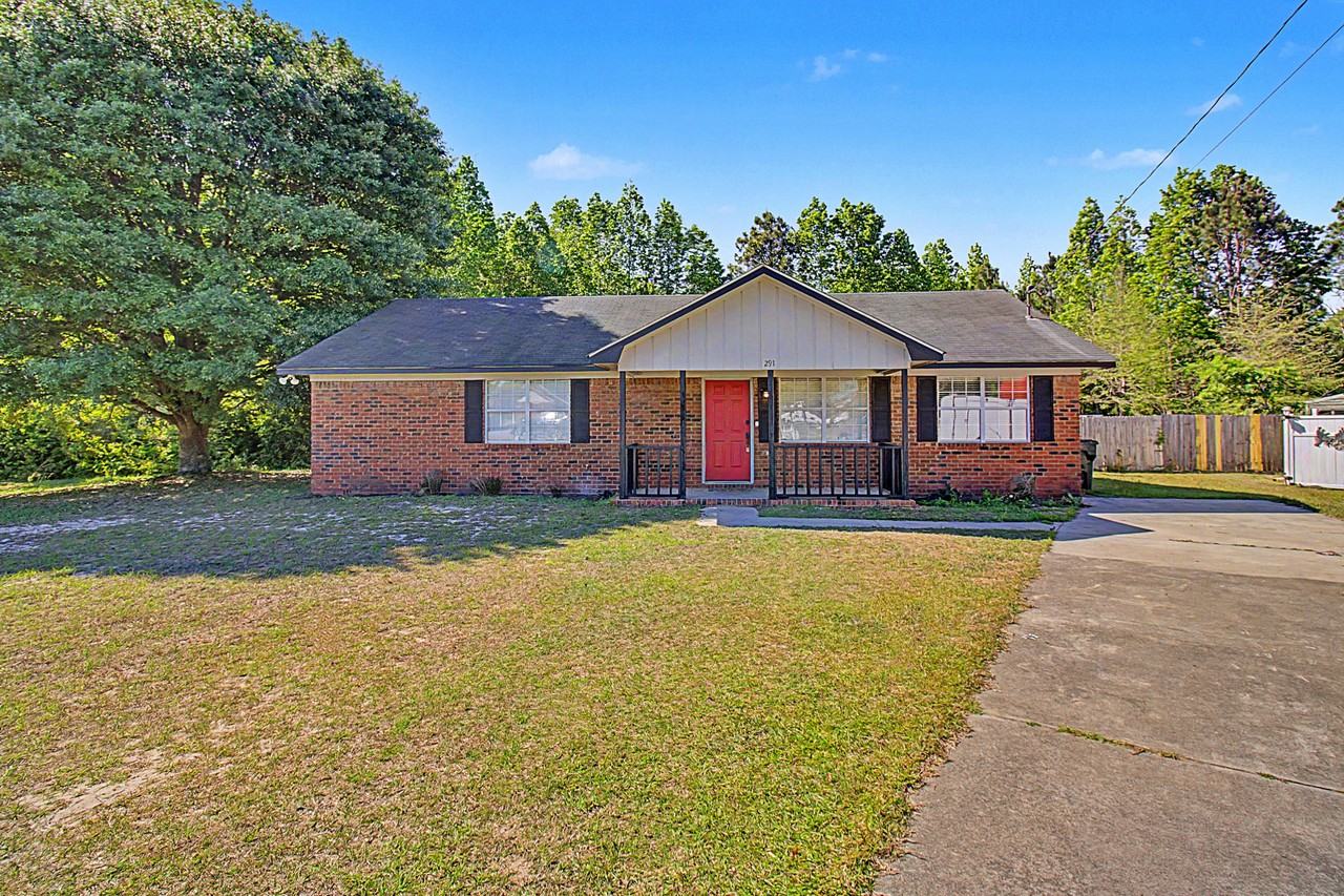 291 Sabreena Cir #1 - Photo 2 of 27