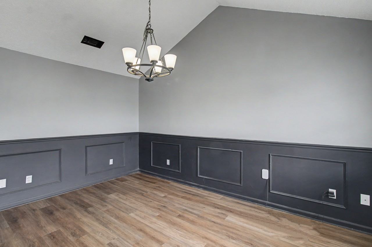 291 Sabreena Cir #1 - Photo 7 of 27