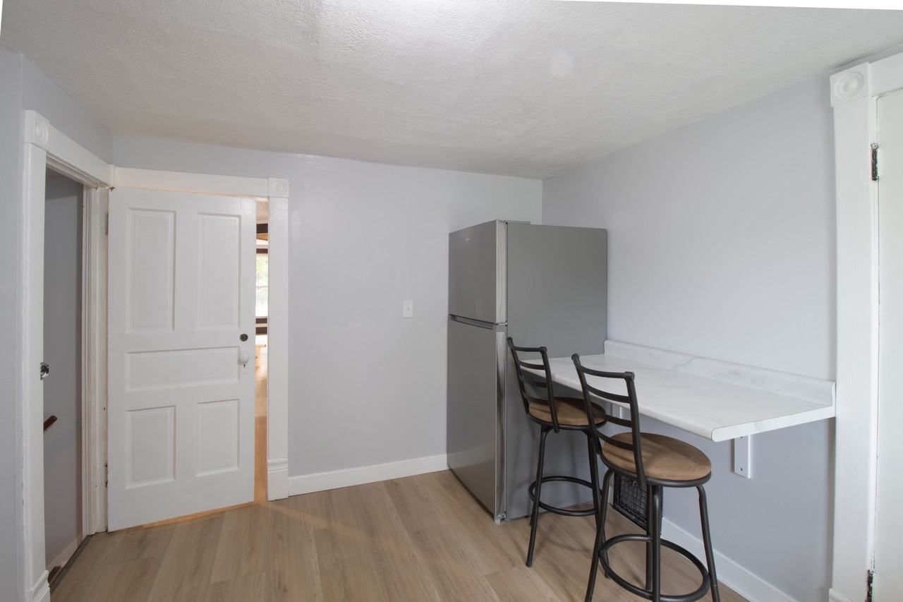 265 Duffield Ave #2 - Photo 2 of 10