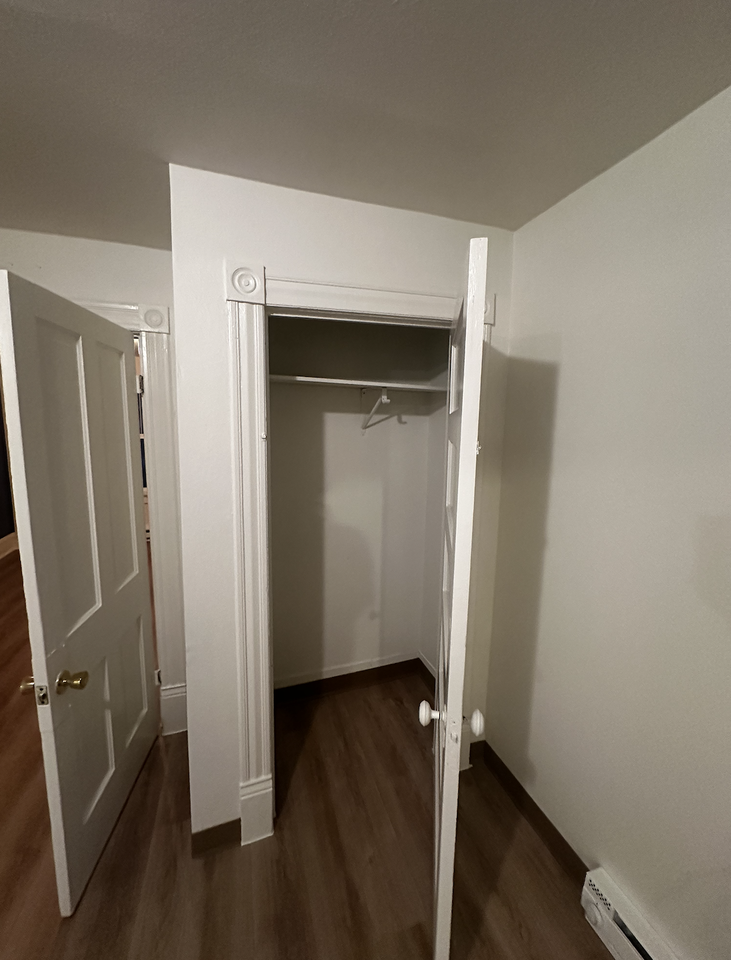 811 N Rodney St #3 - Photo 5 of 15